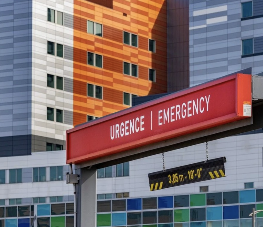 加拿大急诊室内一名病人的遗体被遗忘了12